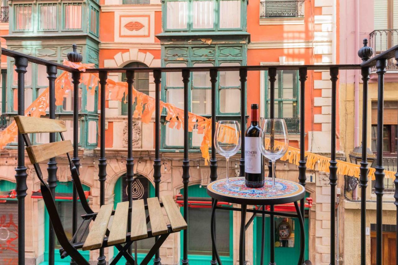 شقة Bilbao Chic Barrena Old Town المظهر الخارجي الصورة