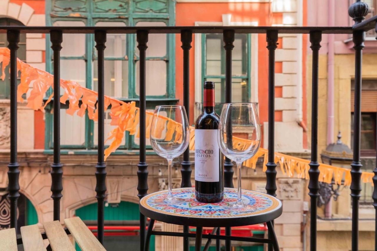 شقة Bilbao Chic Barrena Old Town المظهر الخارجي الصورة