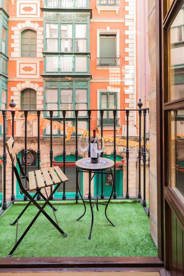 شقة Bilbao Chic Barrena Old Town المظهر الخارجي الصورة